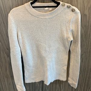Gap sweater
